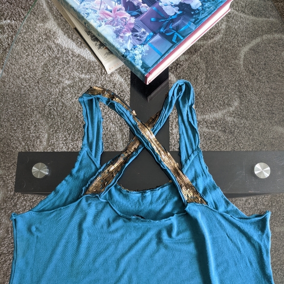 Jasmine by KC sequined tank top - Picture 4 of 6